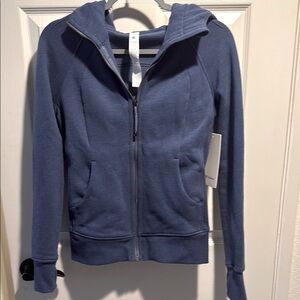 NWT Lululemon athletica Blue Zip-Up Hoodie w/Hood and Soft Fabric bag included